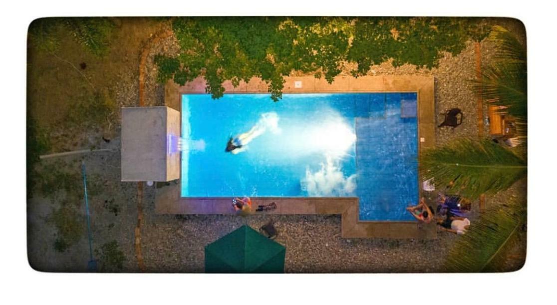 מונטניטה Tavarua Hotel מראה חיצוני תמונה