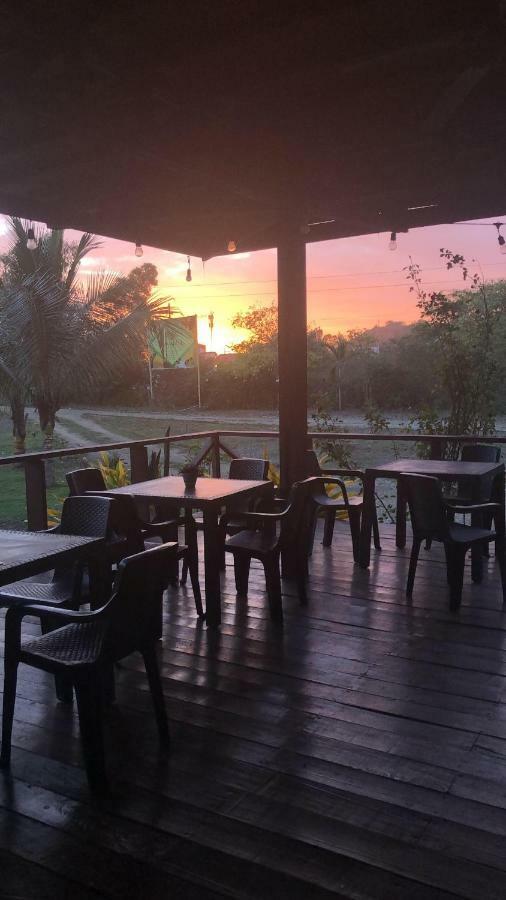 מונטניטה Tavarua Hotel מראה חיצוני תמונה