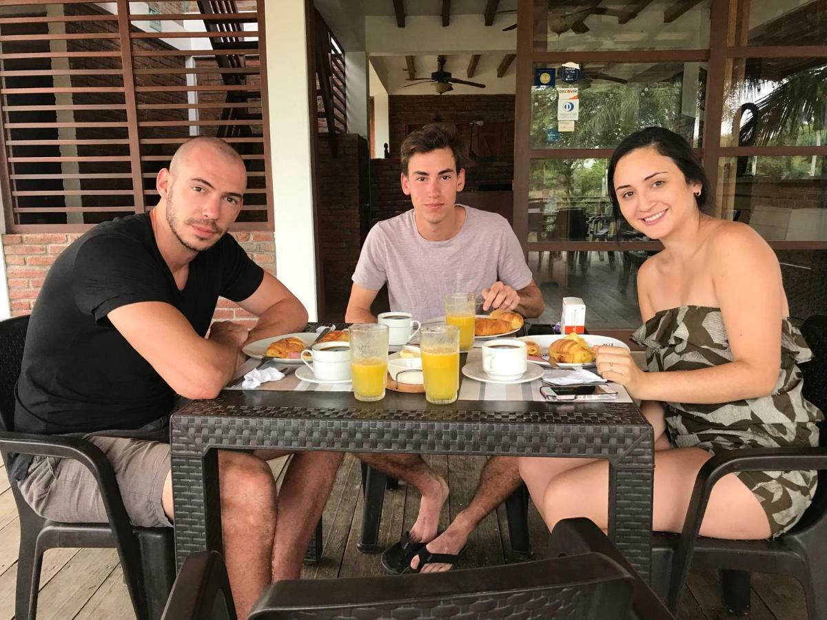 מונטניטה Tavarua Hotel מראה חיצוני תמונה